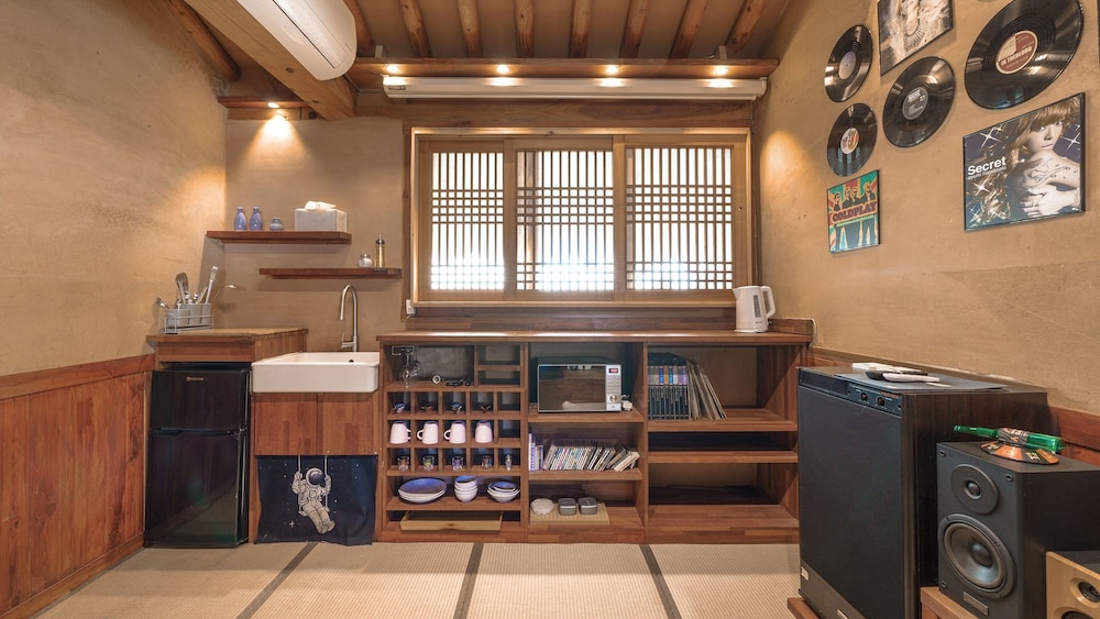 Yangpyeong Agni Choshi Mae Hanok Stay