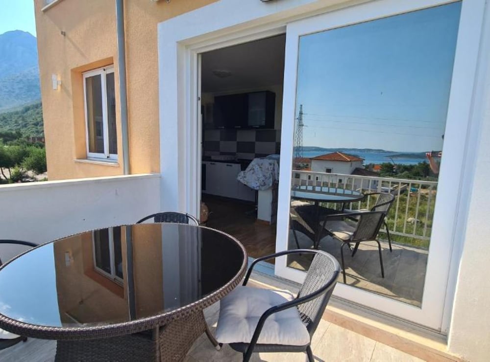 Apartments Josip