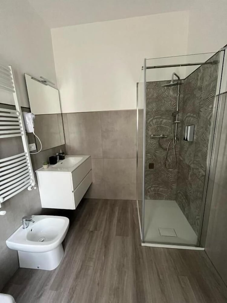 Tiburtina Urban Rooms