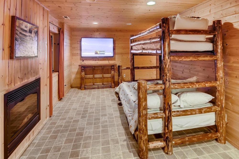 Ridgecrest Hideaway