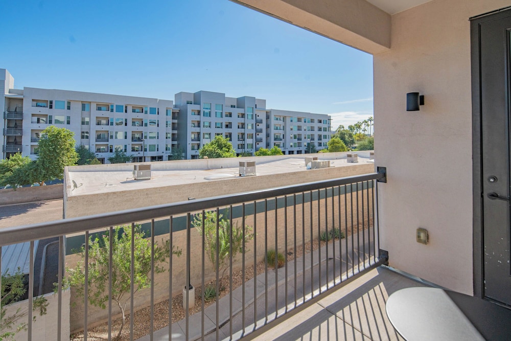 ROVE LIVING/KB - Trovita Rio