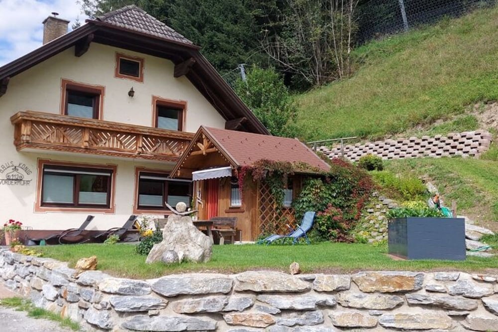Apartment in Muhr Near Ski Areas