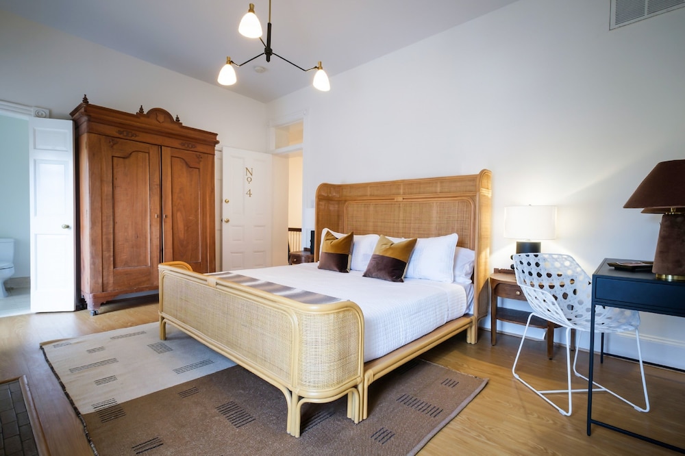 Swann House Historic Dupont Circle Inn