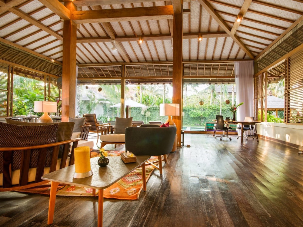 Villa Desa Roro by Villa Finder