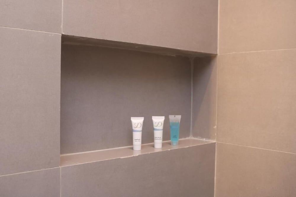 Palm Gate Hotel Suites
