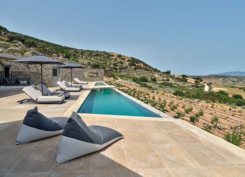 Aegean Hestia Luxury Villa of Paros