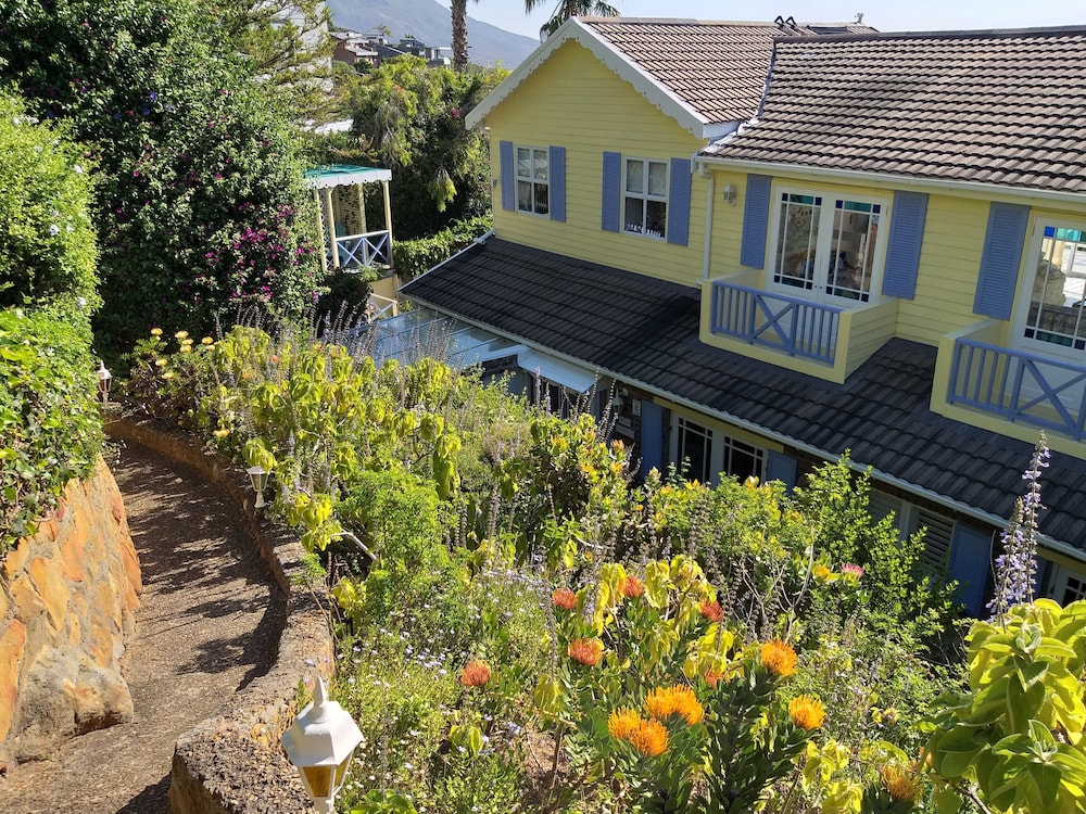 Cape Rose Cottage