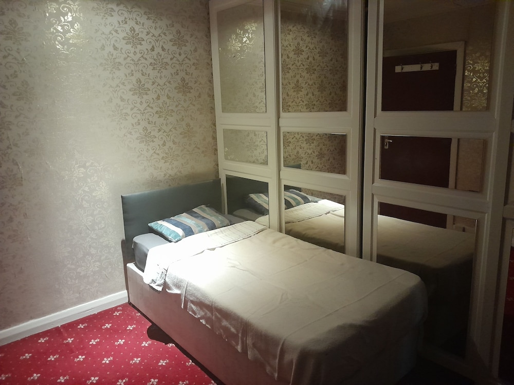 Lovely 1-bed Studio in London
