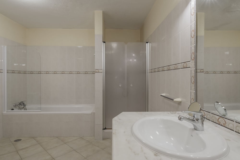 Valverde Properties