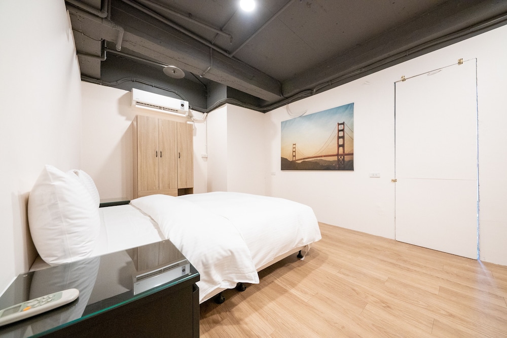 Hotelshere-Ximen