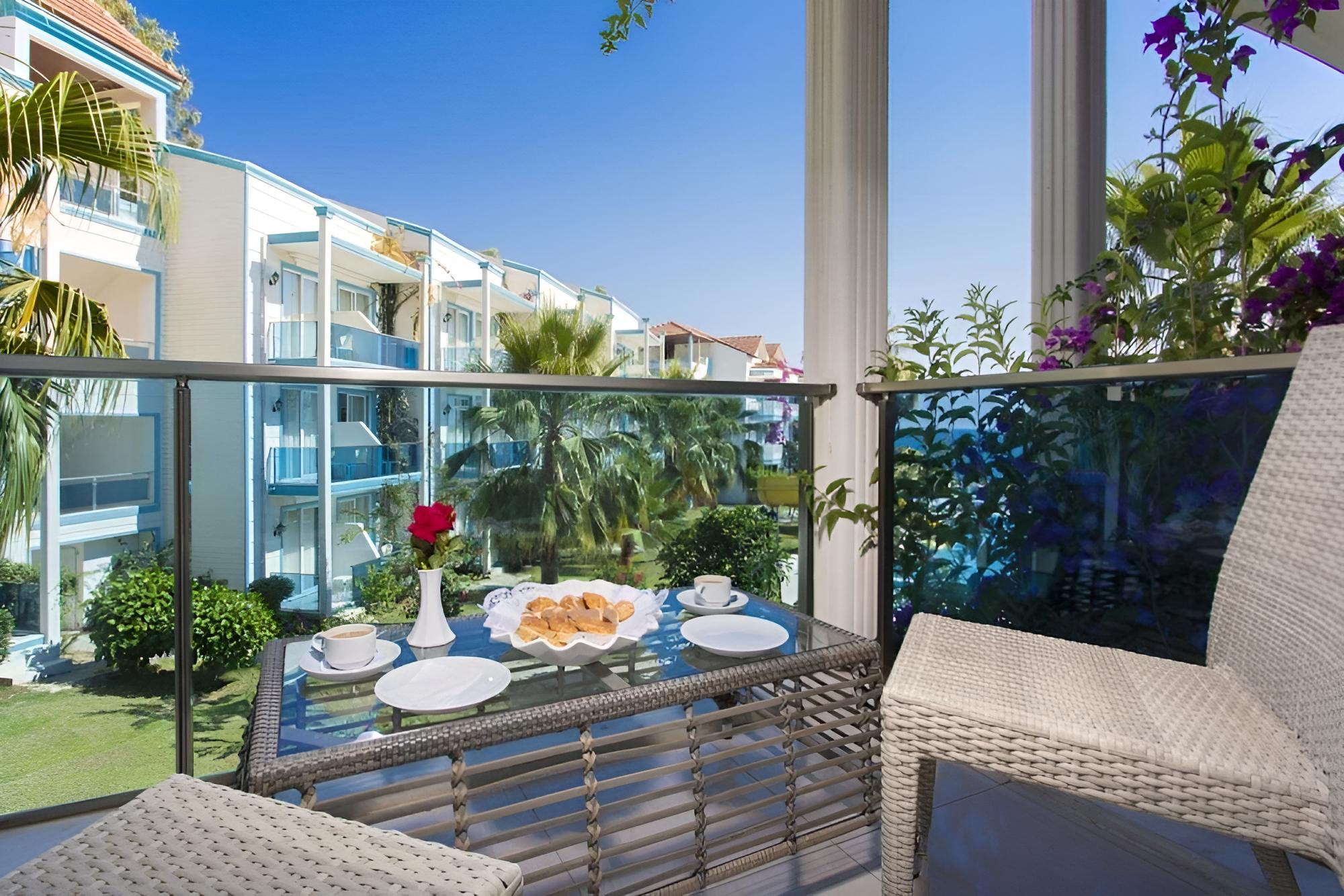 Catinsos Beach Garden Hotel view 5