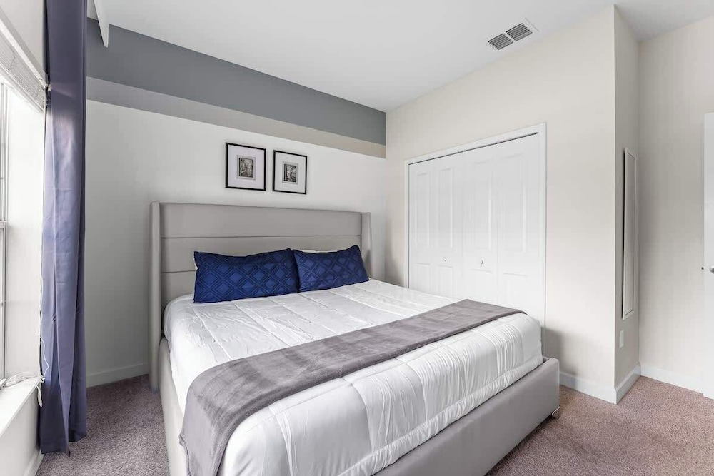 Private Pool Plus 5BR Themed Bedrooms