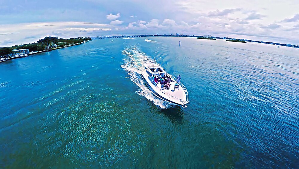 6 Bedroom Homes in Miami by TMG
