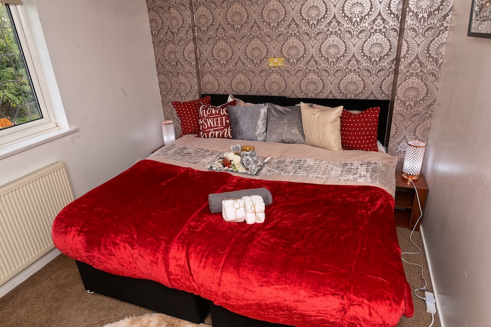 25 Mins to CL! London Amazing 2bedhome Sleeps 1-5