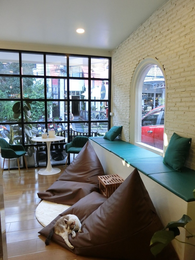 666 Cnx Hostel
