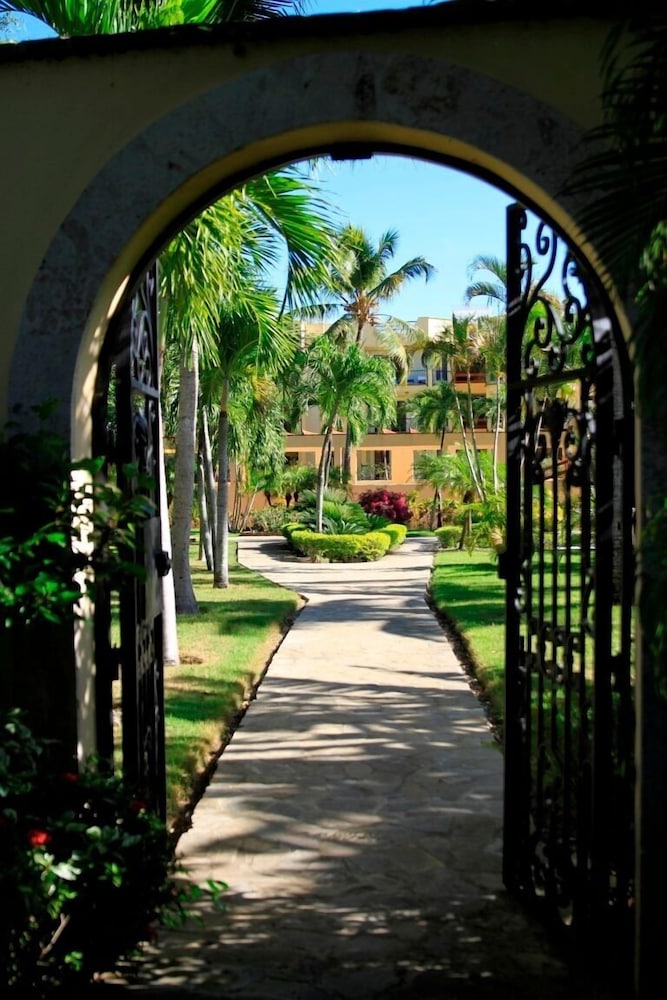 Garden Condos