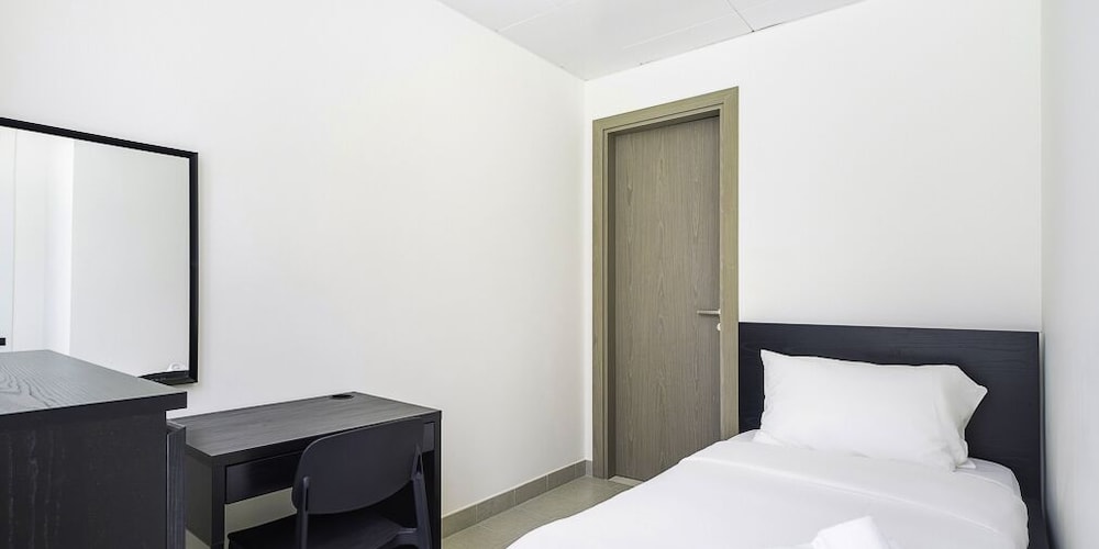 LUX Burj Khalifa Lagoon View Suite 2
