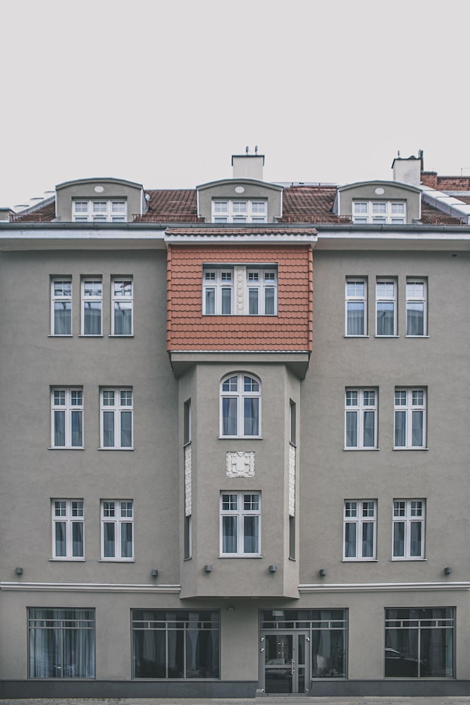 Hotel Brassel Aparthotel - Image 1