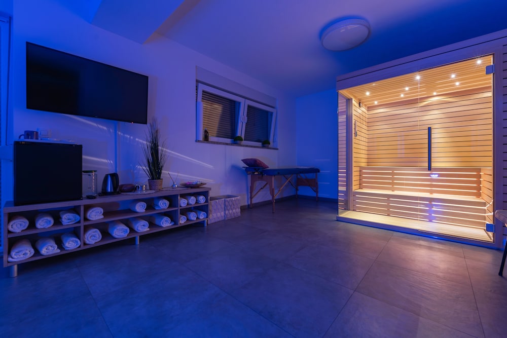 Aparthotel Plat