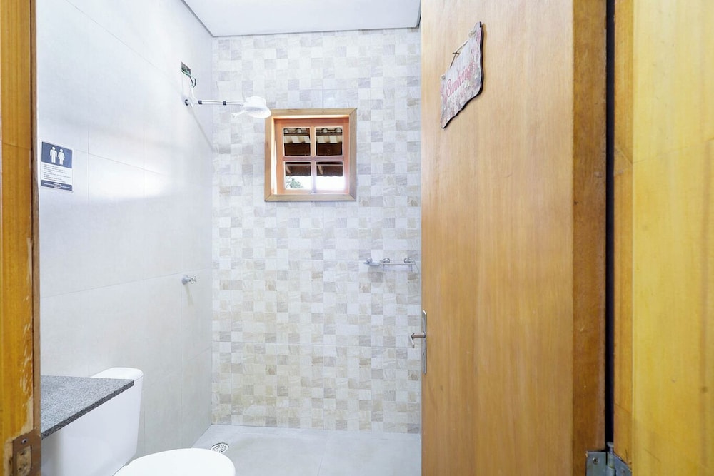 Ch Cara com Piscina Churrasq e Wifi pet Friendly