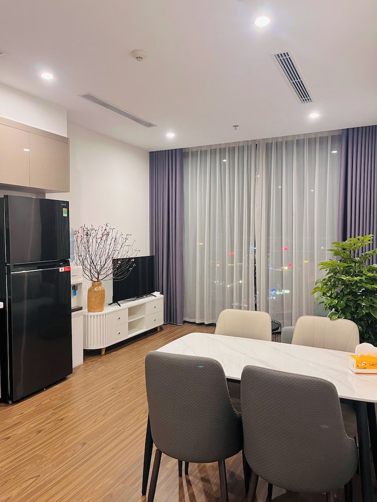 Vinhomes West Point Residence