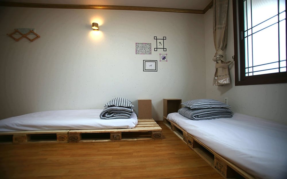 Jeju Dokkaebi Guest House view 4