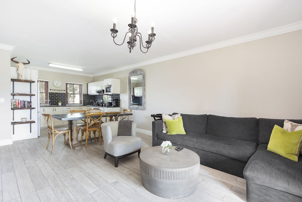 Winelands Golf Lodges at De Zalze