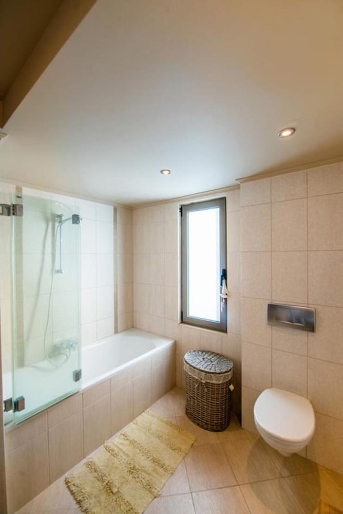Villa Blue Wave Tria