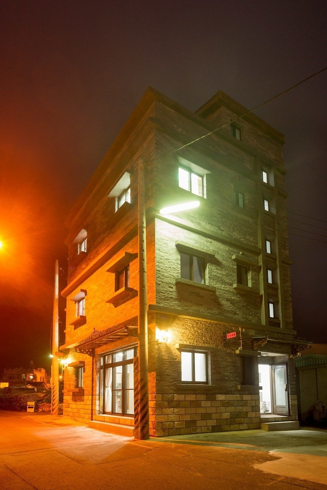Photo 52