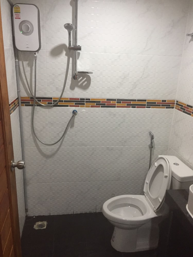Phi Phi Viva Guesthouse - Hostel