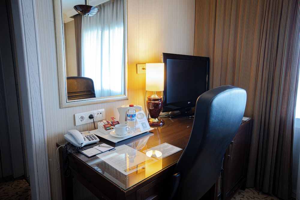 Buyukhanli Park Hotel Deluxe & Residence - Special Class