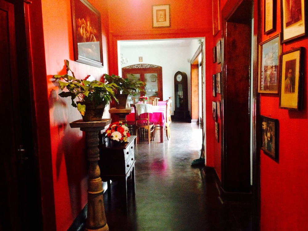 Yalegoda Walauwa Homestay