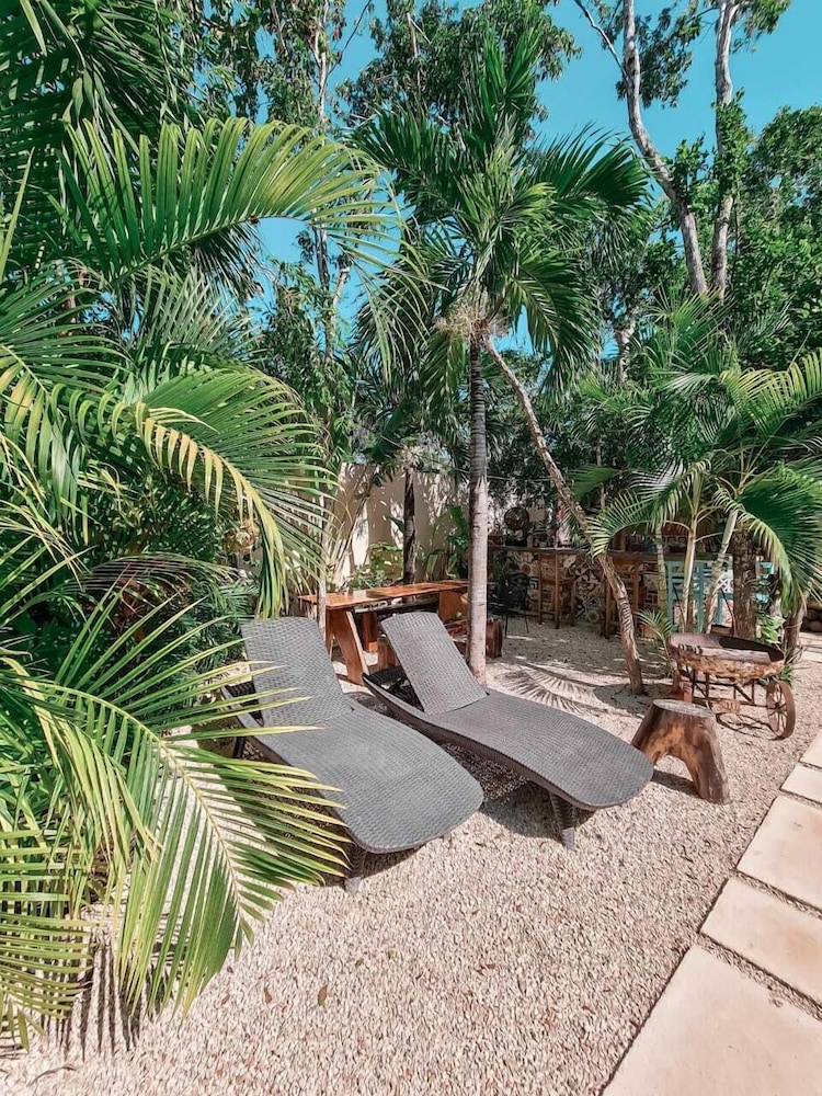 TRECE LUNAS TULUM