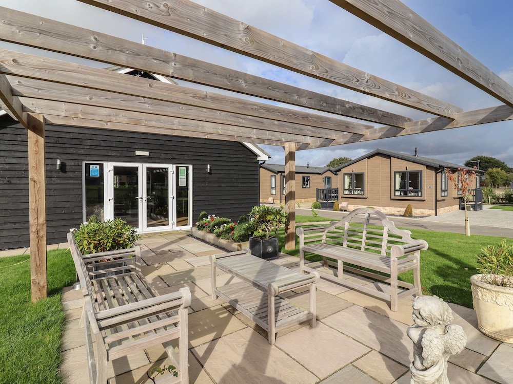 12 Bucklesham Park