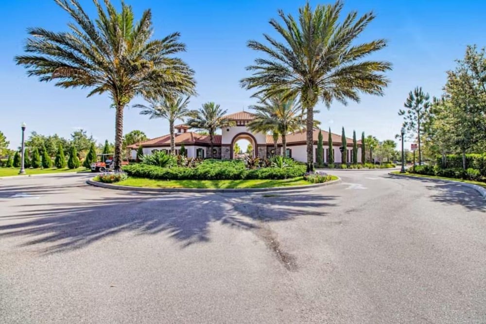 Luxury Solterra Villa - Pool Spa Near Disney