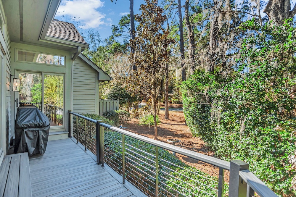 28 Old Military Road at The Sea Pines Resort