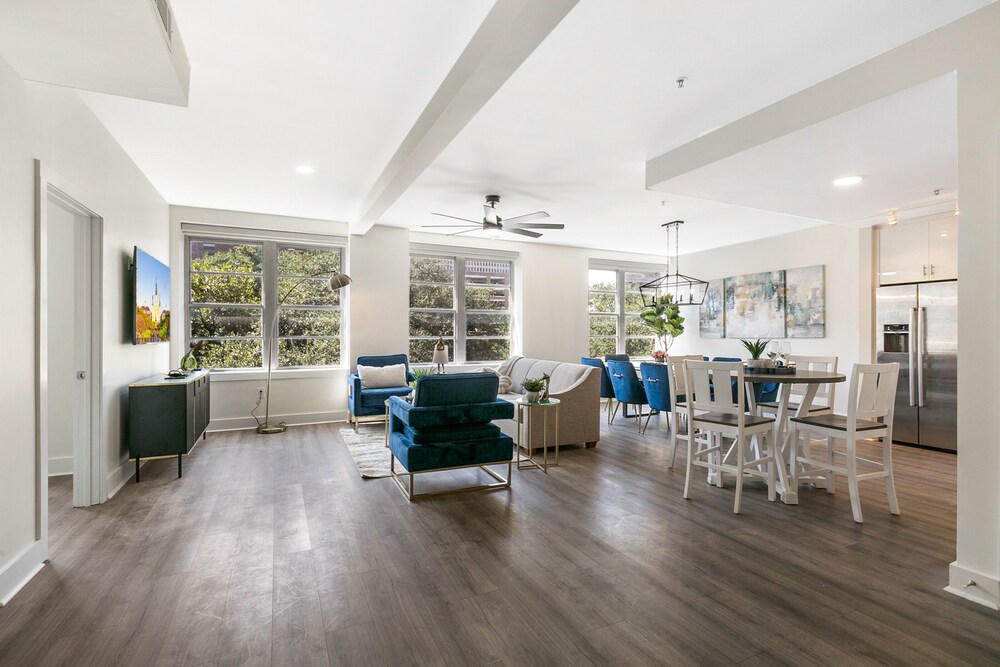 New Orleans Vacations - Modern 4BR Condo in the Heart of NOLA - Property Image 2