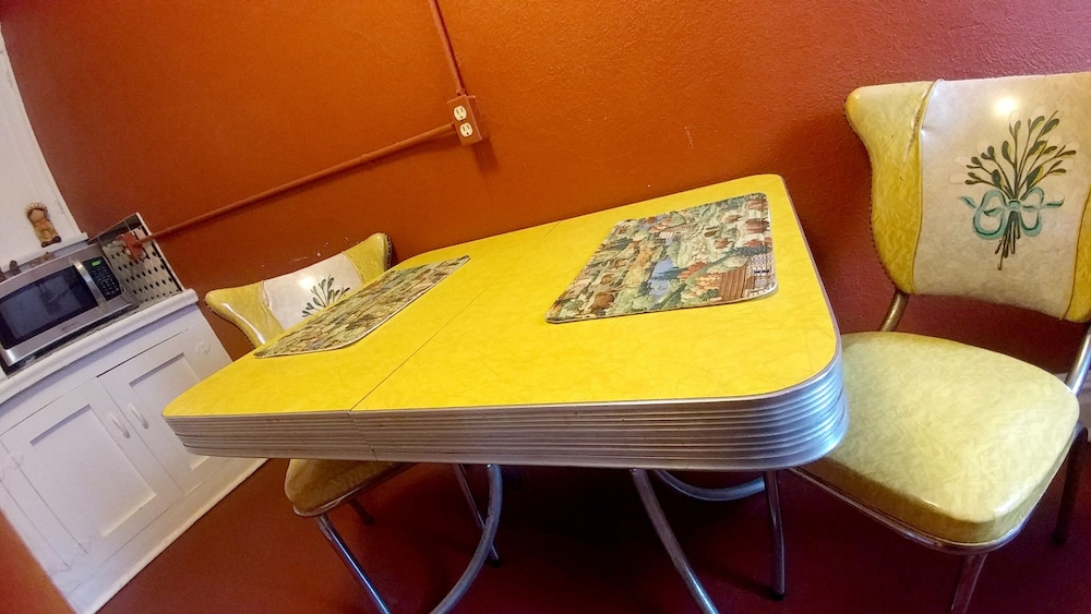 Historic Whiting Hotel Suites - Property Image 33