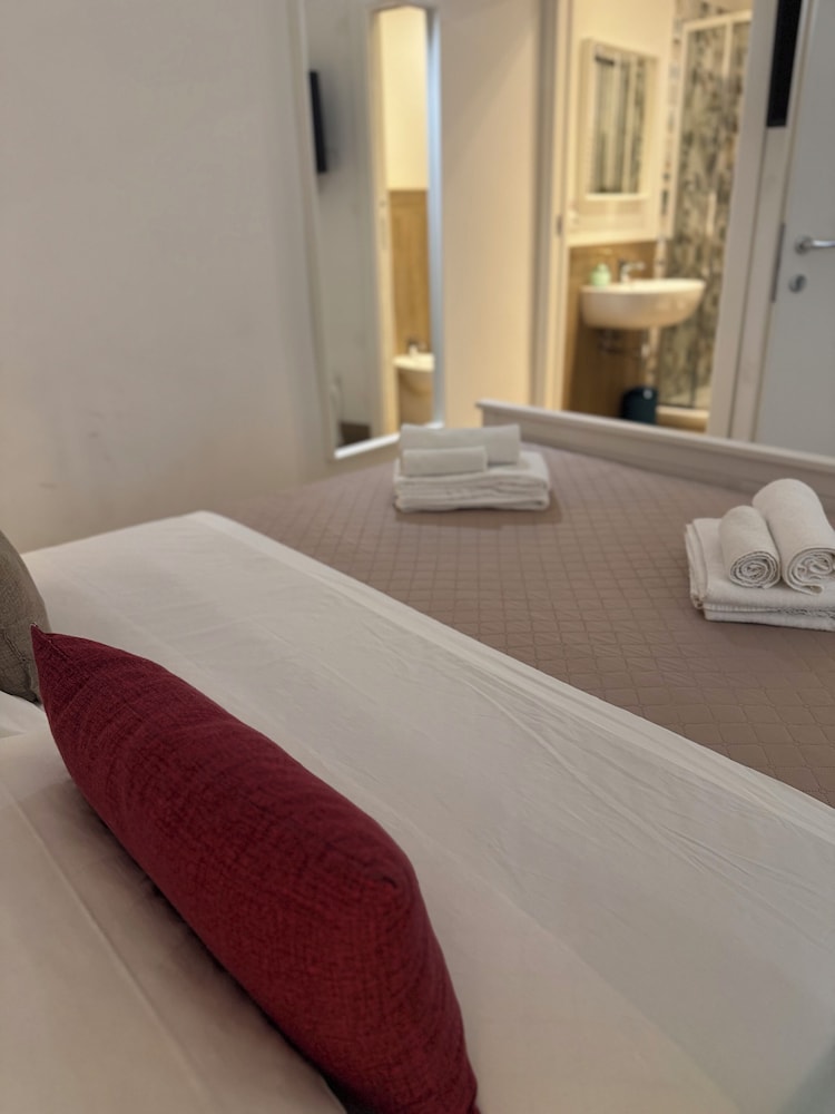 Qori Sicilian Stay