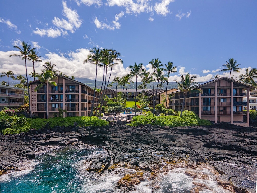 Kona Makai 3302 2 Bedroom Condo