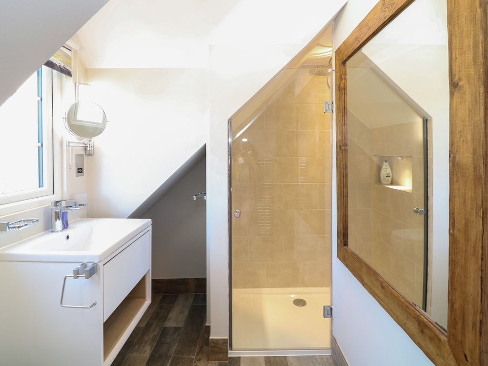 Rosebank Cottage