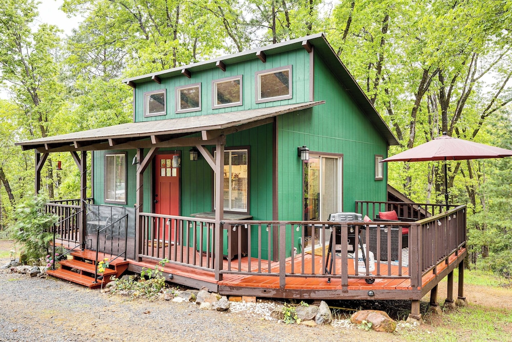 'hidden Valley Retreat' - Outdoorsy West Point Gem