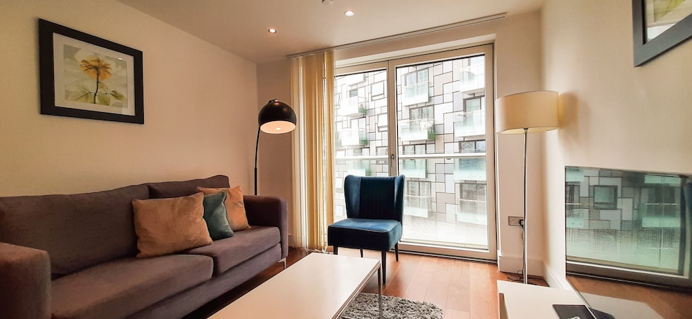 MySquare Apartments Canary Wharf