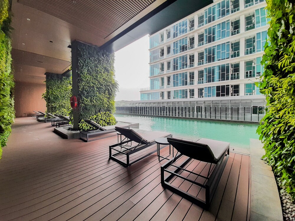 Modern Designed 2Br Yukata Suites Apartment