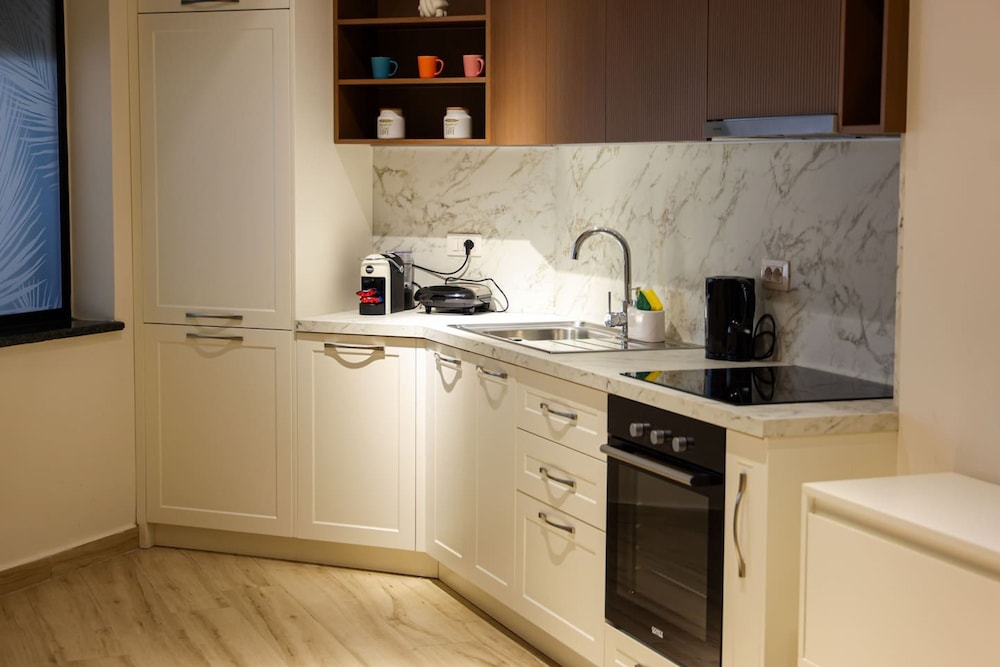 Grandstay Urban Three