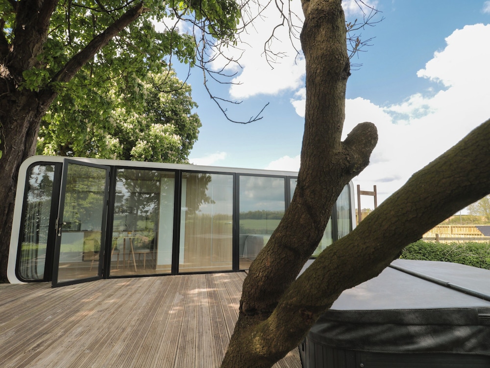 Buckland House Pod