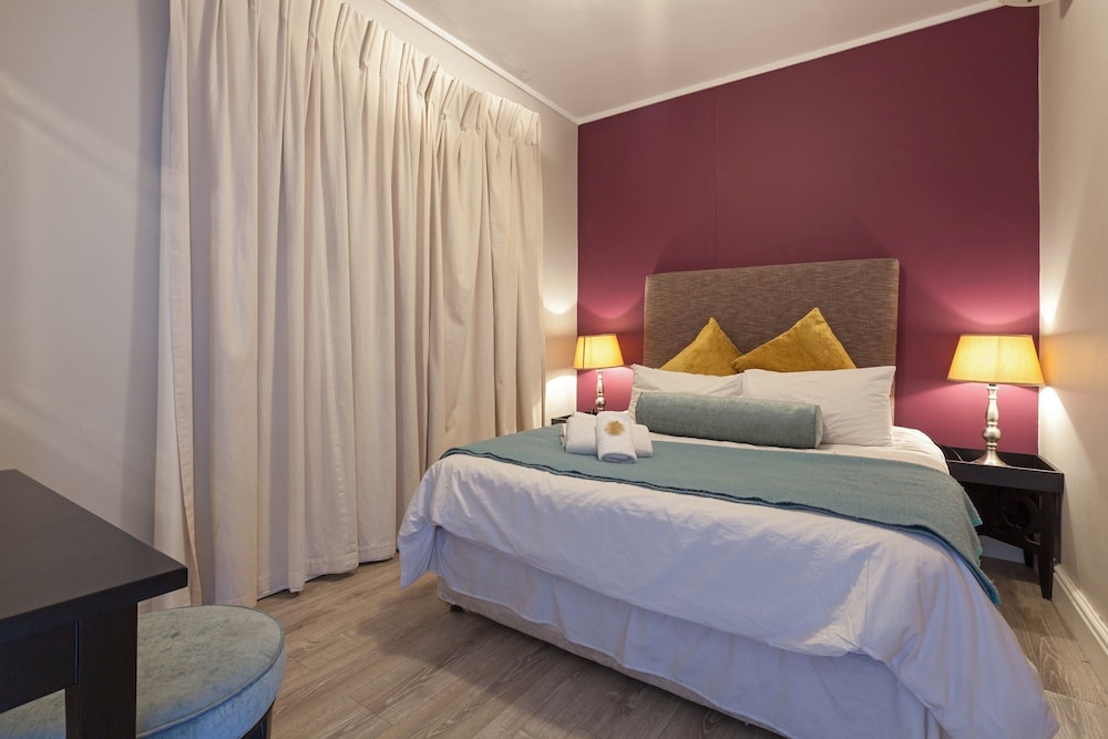 Rockwell Apartments by CTHA