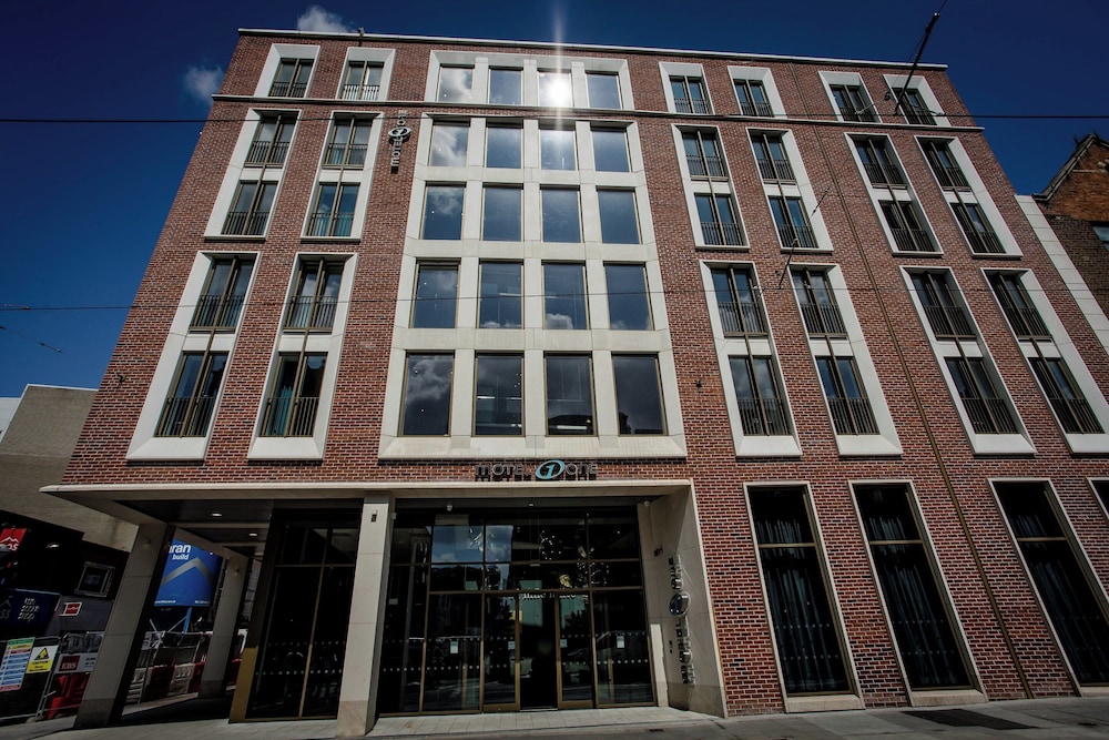 Motel One Dublin 17