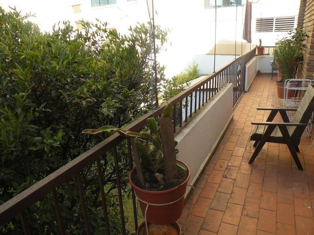 El Jardin Suites and Guest House