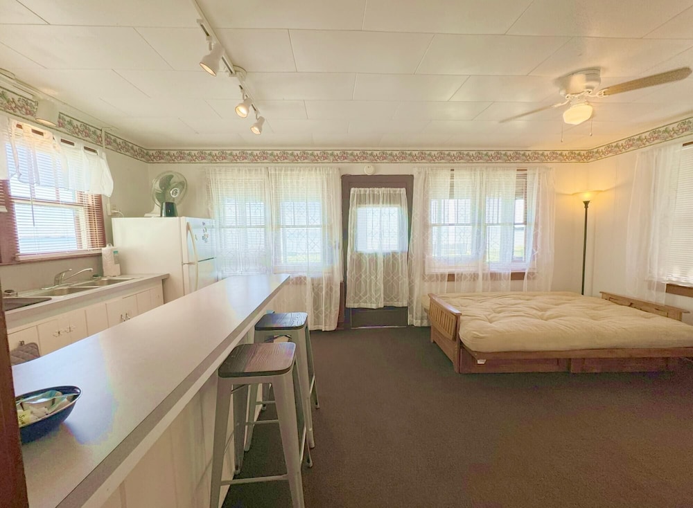 Lake Cottage at Beachcomber of Mackinaw